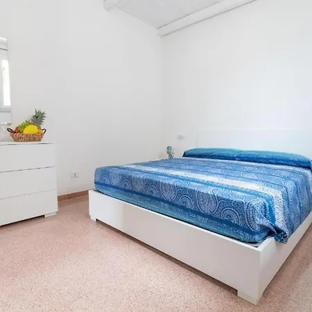 Intero Poseidon 46 Mq شقة *